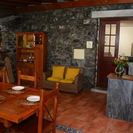 Solar Arco De Sao Jorge * Santana (Madeira)