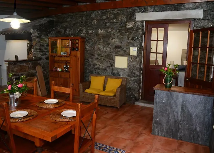 Solar Arco De Sao Jorge * Santana (Madeira)