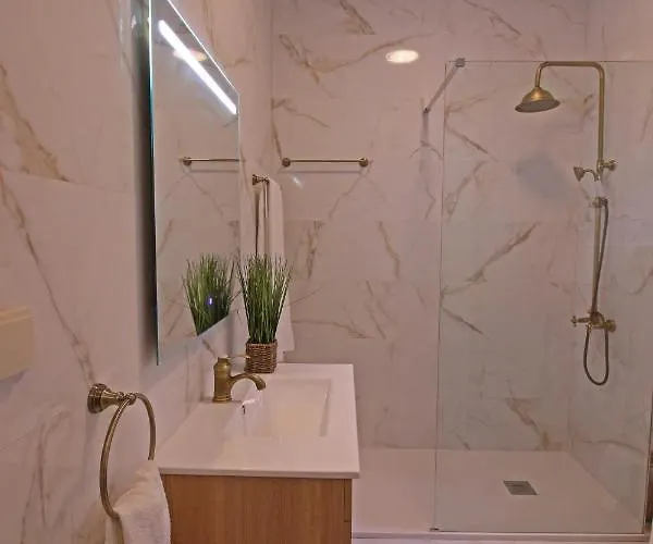 Solar Arco De Sao Jorge Apartmán *